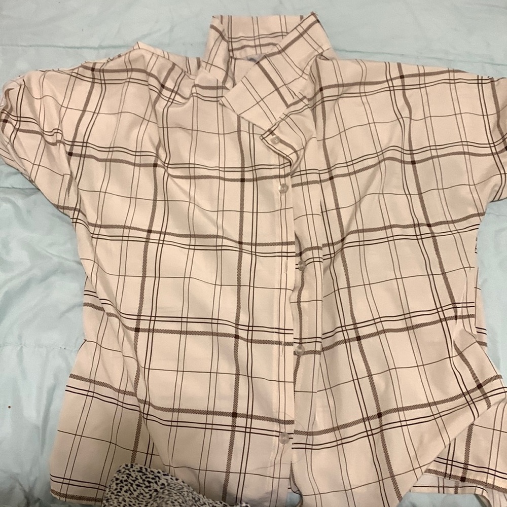 A creamy blouse to go out size L